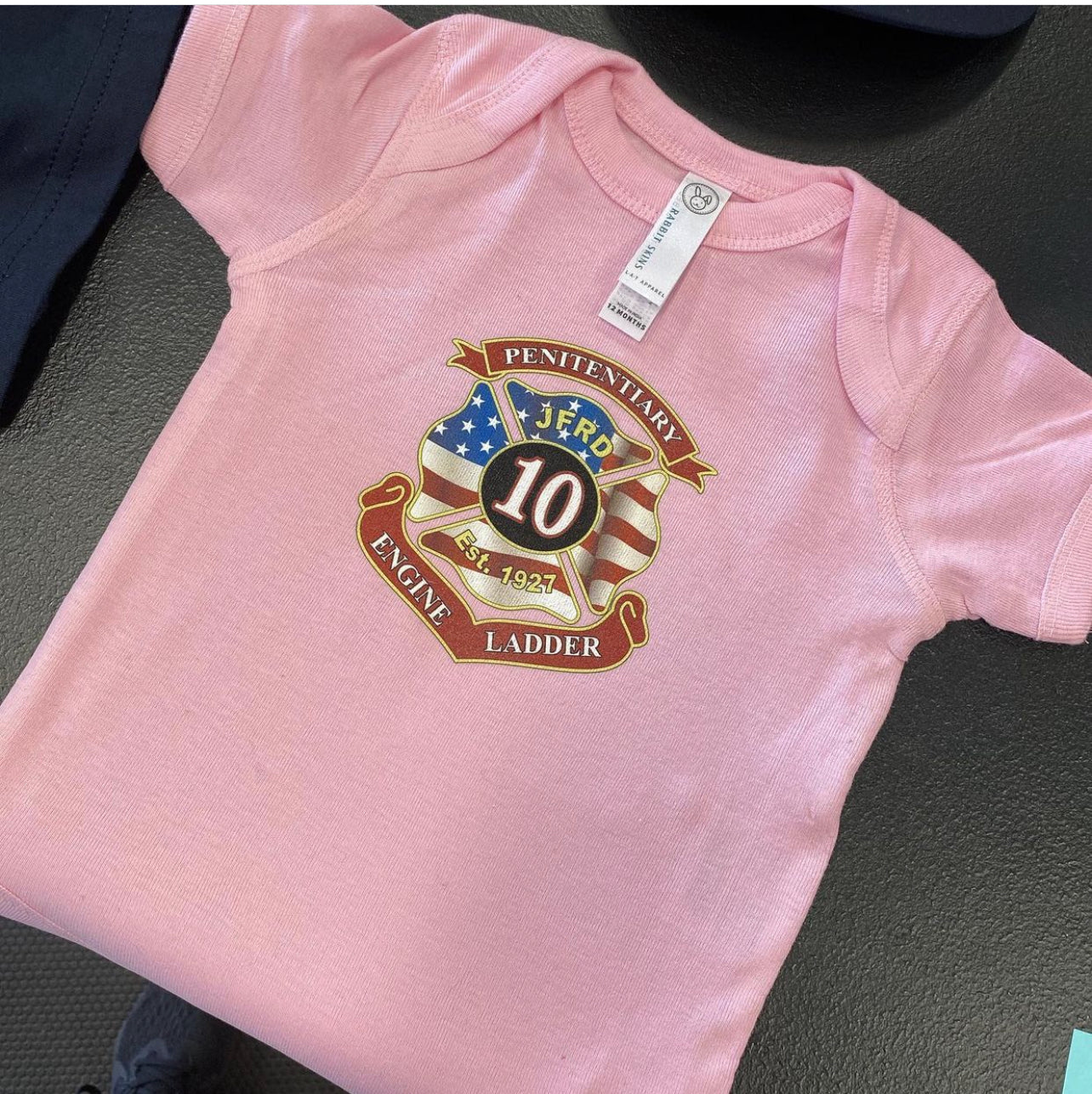 Youth JFRD Onesie/Tee – Axe Caps
